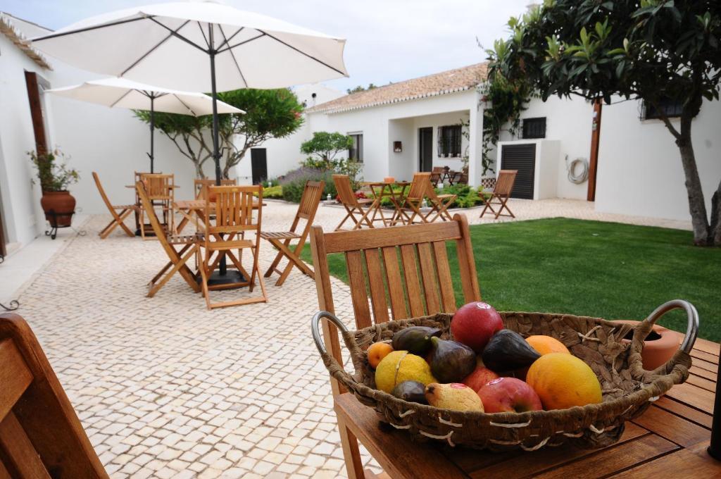 Lost & Found - Guesthouse & Suites Albufeira Exterior photo