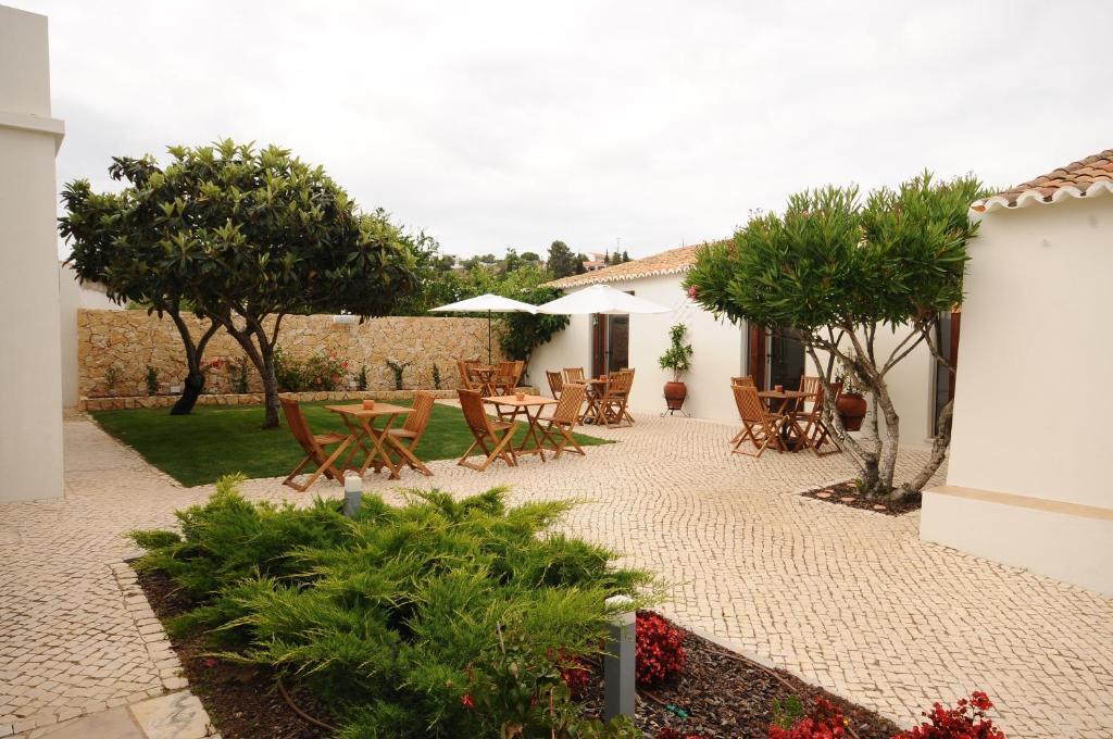 Lost & Found - Guesthouse & Suites Albufeira Exterior photo