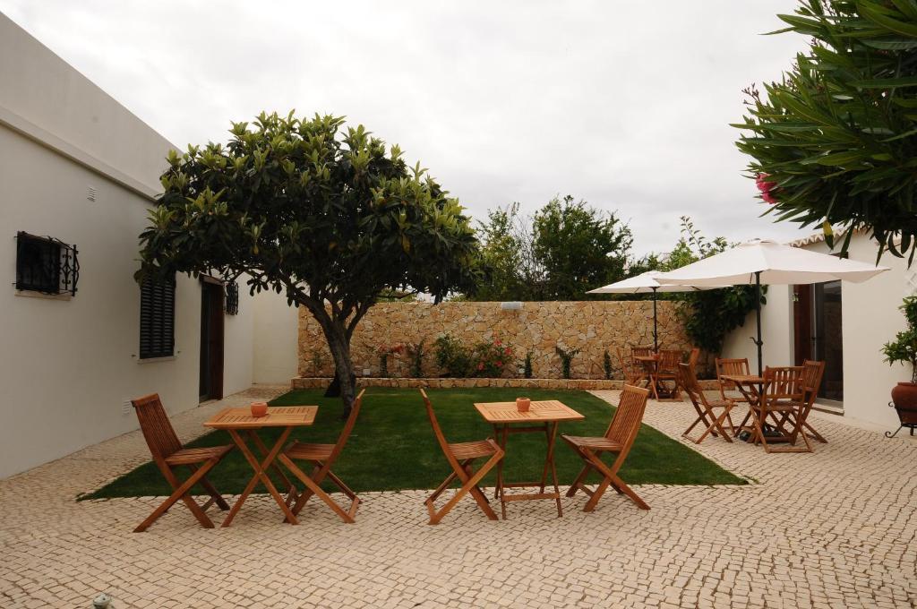 Lost & Found - Guesthouse & Suites Albufeira Exterior photo